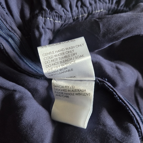 New Anthropolgie x Sancia Oda V-Neck Halter Navy Blue Romper Jumpsuit NWT Medium - Picture 17 of 17